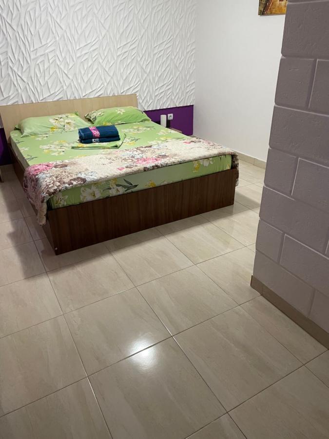 Vila Vlad 2 Mai Luaran gambar