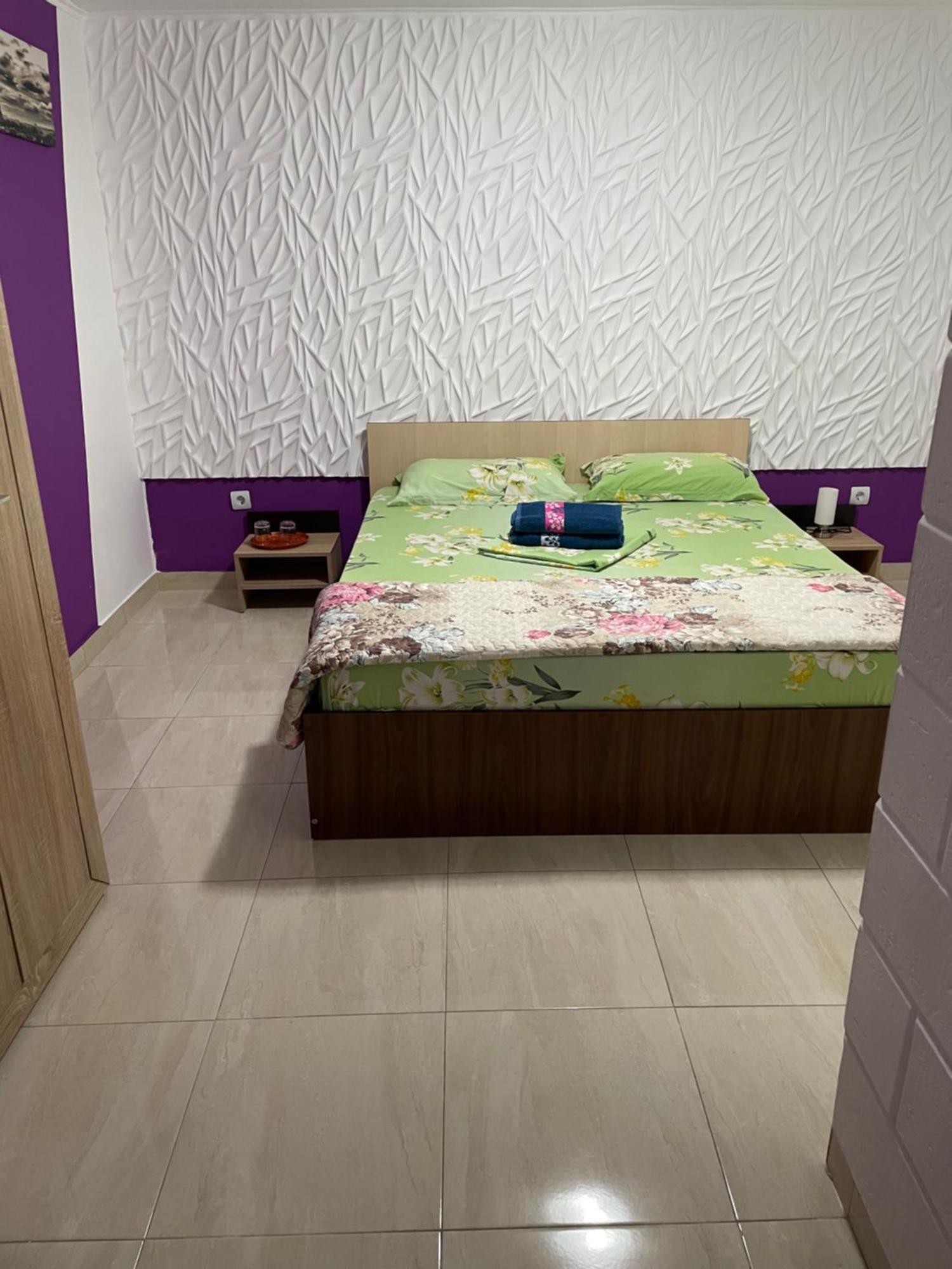 Vila Vlad 2 Mai Luaran gambar